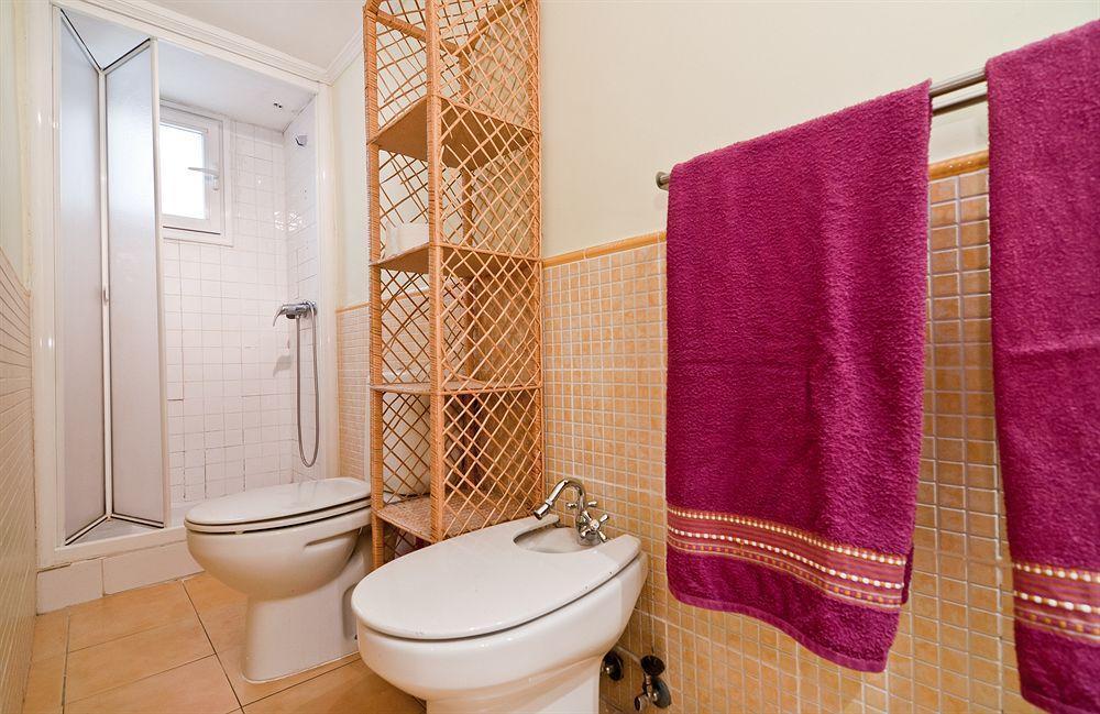 Apartamentos Aqui Me Quedo Madrid Kültér fotó