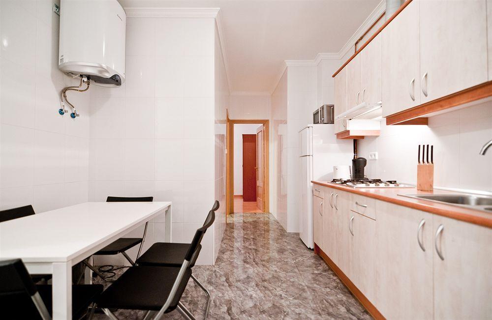 Apartamentos Aqui Me Quedo Madrid Kültér fotó