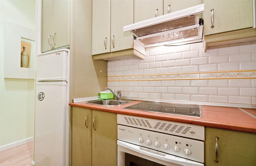 Apartamentos Aqui Me Quedo Madrid Kültér fotó