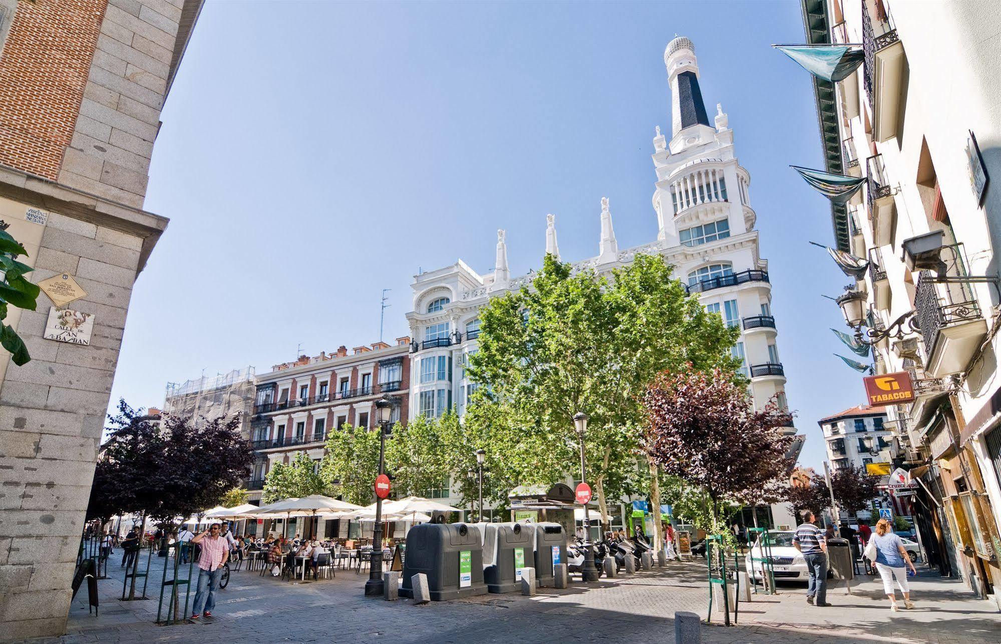 Apartamentos Aqui Me Quedo Madrid Kültér fotó